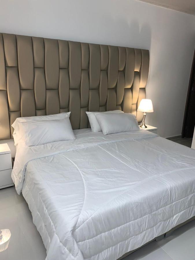 Ayenda Apartahotel Noche De Luna กาลี ภายนอก รูปภาพ