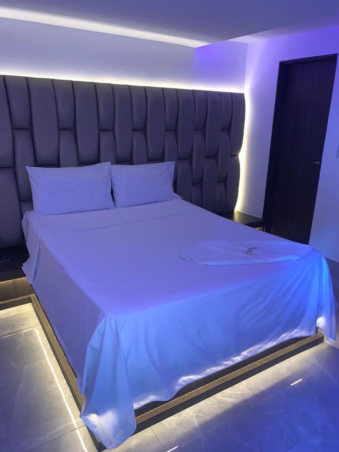 Ayenda Apartahotel Noche De Luna กาลี ภายนอก รูปภาพ